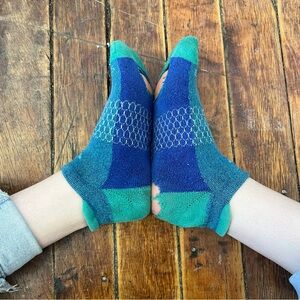 Men's Low-Cut Colorblock Athletic Socks - Blue & Teal